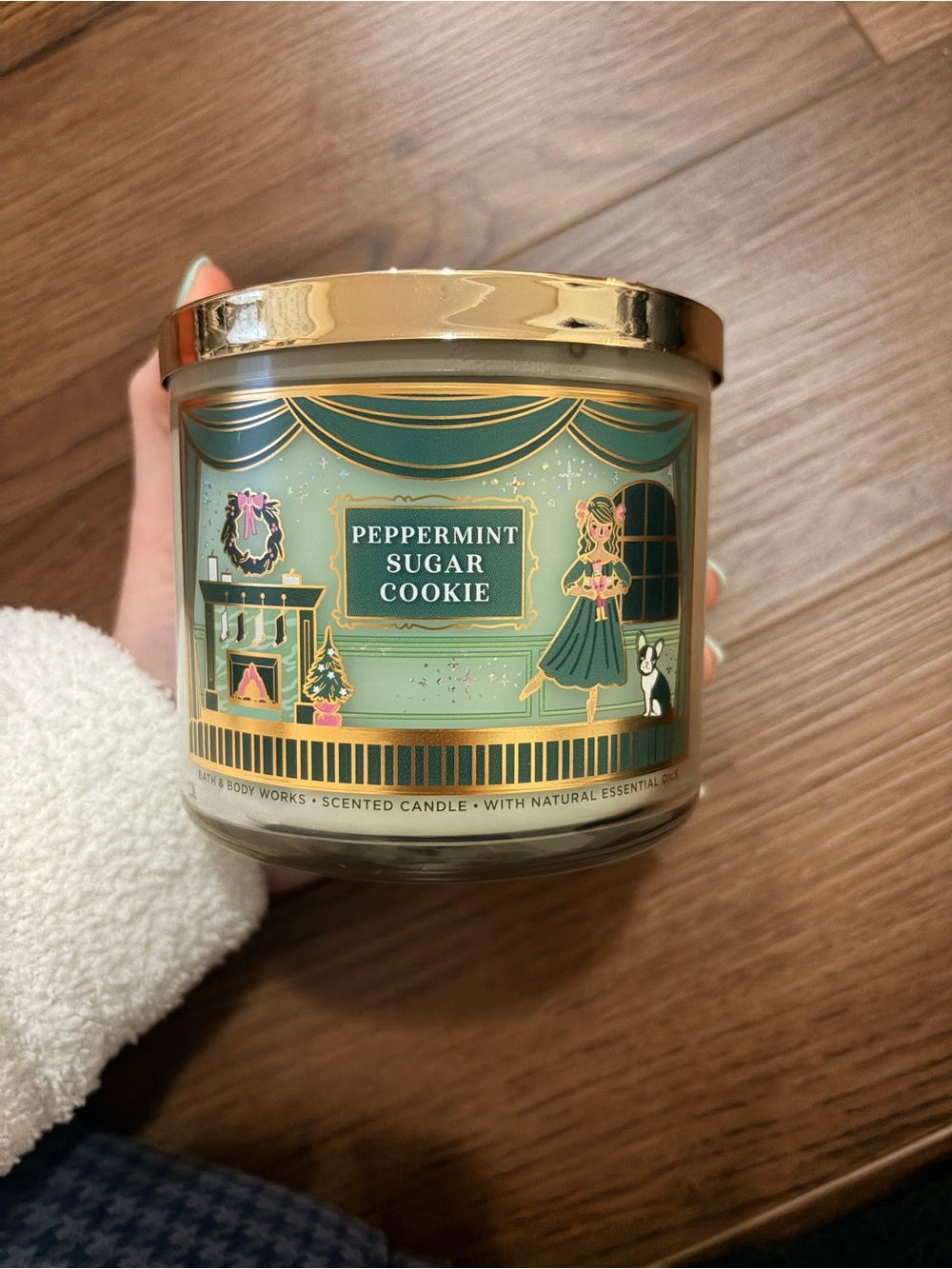 NEW Bath & Body Works Candle in “Peppermint Sugar Cookie”